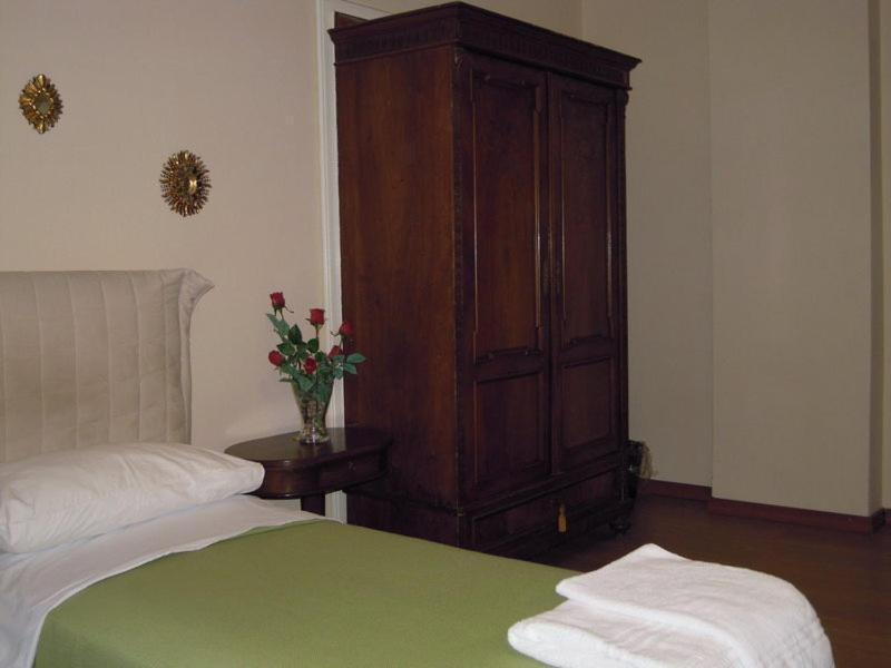 Barcolana Gold Bed & Breakfast Trieste Ruang foto